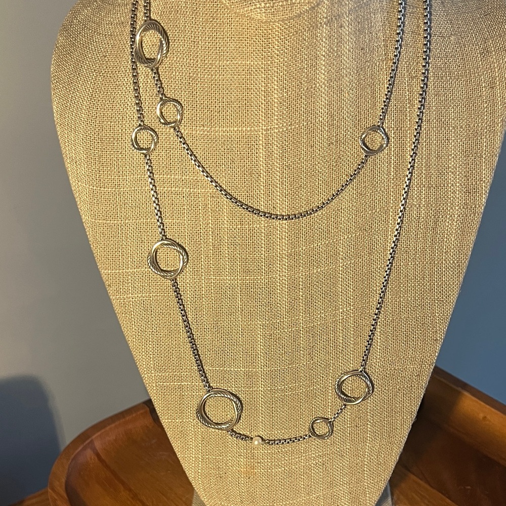 David Yurman Infinity Station Necklace With Cultured Pearls and Toggle Clasp - Picture 12 of 12